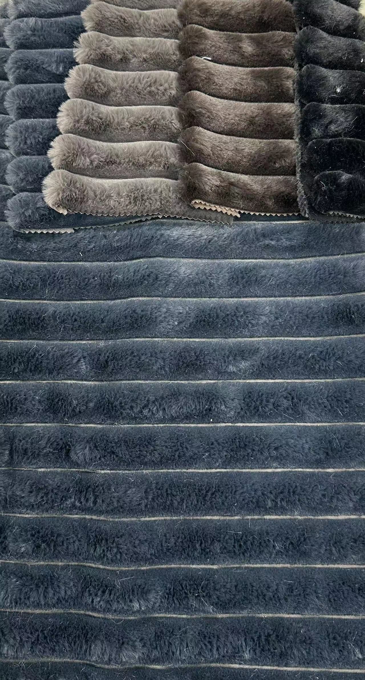 Fauxy Fur Bubble Plain Dyed